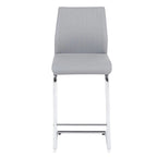 Chaises de bar modernes et épurées gris clair, en similicuir gris clair avec structure en métal chromé, idéales pour un restaurant ou un repas en famille (lot de 2).