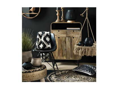 Article en cuir noir